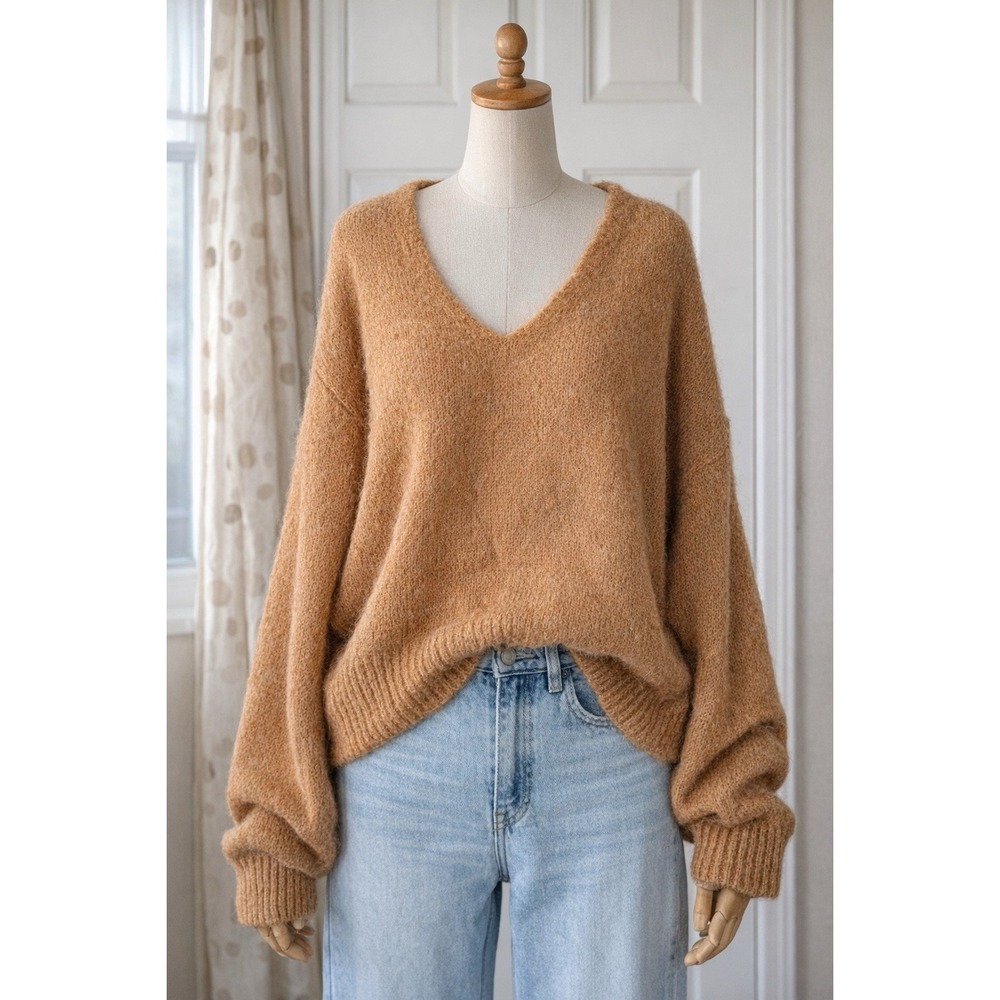 Free People Alpaca Wool Blend Sweater Womens Small Camel Fuzzy Boucle Made Peru